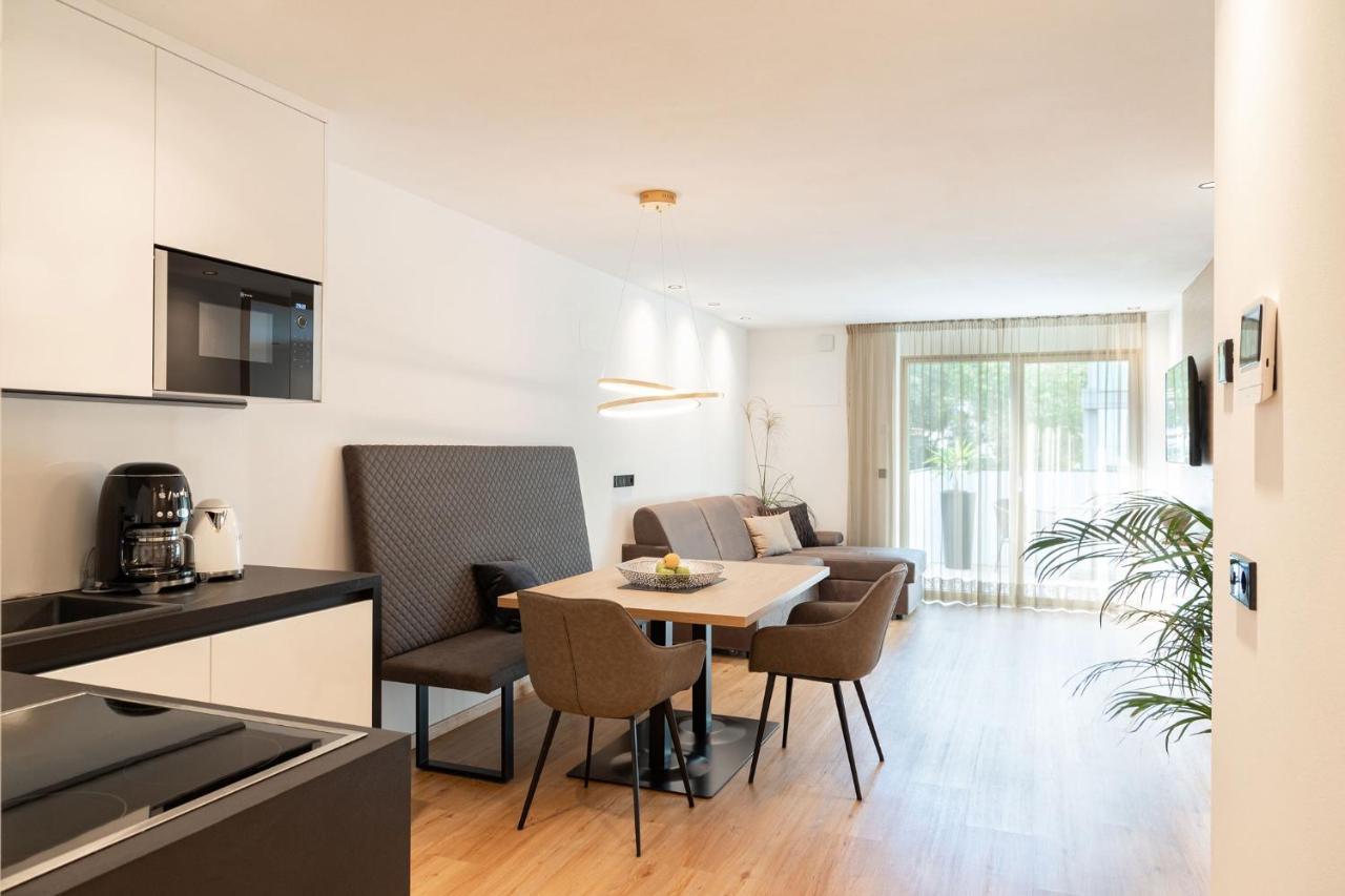 Nice Living Neue- Moderne Apartments Im Herzen Von Brixen - Kostenlose Brixencard - Ideal Fuer Familien, Paare, Geschaeftsreisende Und Allen Urlaubs Hungrigen ภายนอก รูปภาพ