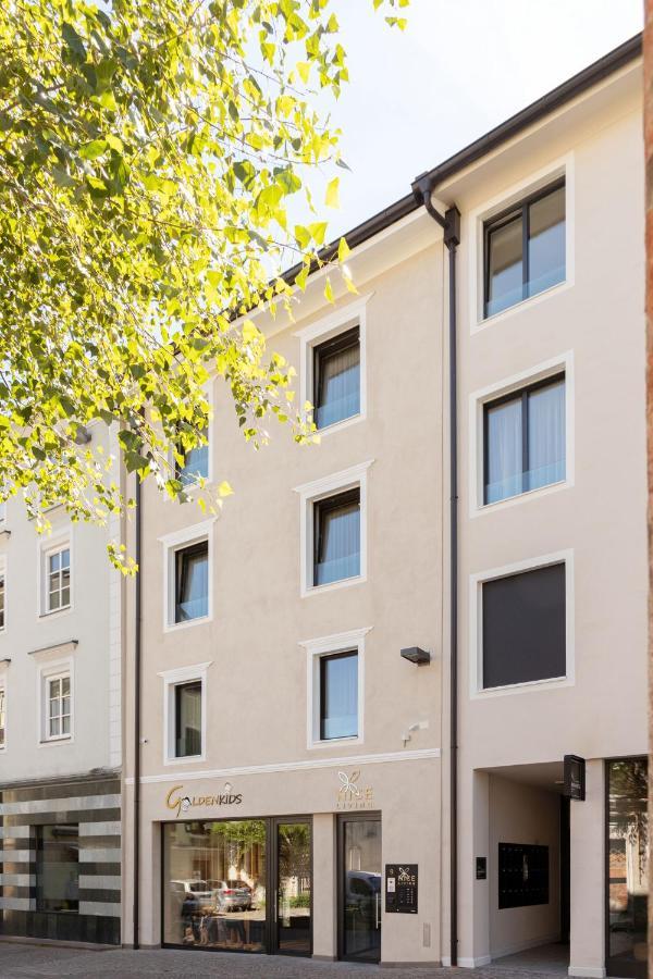 Nice Living Neue- Moderne Apartments Im Herzen Von Brixen - Kostenlose Brixencard - Ideal Fuer Familien, Paare, Geschaeftsreisende Und Allen Urlaubs Hungrigen ภายนอก รูปภาพ