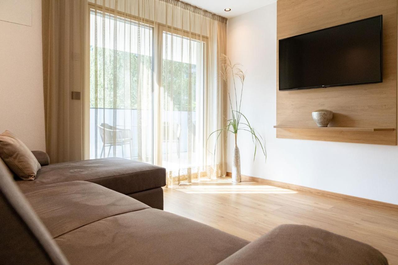 Nice Living Neue- Moderne Apartments Im Herzen Von Brixen - Kostenlose Brixencard - Ideal Fuer Familien, Paare, Geschaeftsreisende Und Allen Urlaubs Hungrigen ภายนอก รูปภาพ