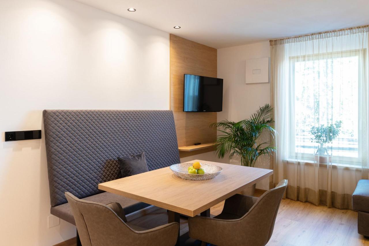 Nice Living Neue- Moderne Apartments Im Herzen Von Brixen - Kostenlose Brixencard - Ideal Fuer Familien, Paare, Geschaeftsreisende Und Allen Urlaubs Hungrigen ภายนอก รูปภาพ