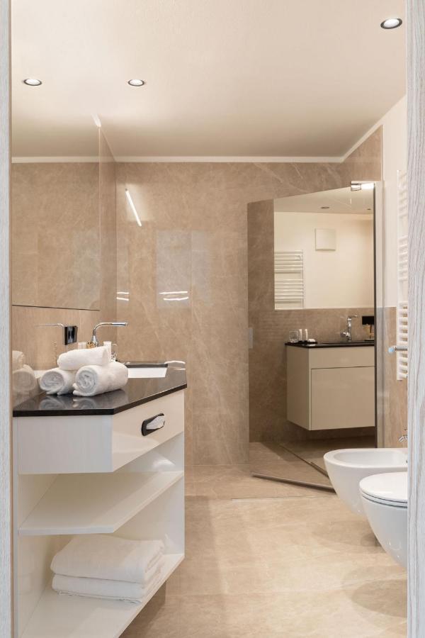 Nice Living Neue- Moderne Apartments Im Herzen Von Brixen - Kostenlose Brixencard - Ideal Fuer Familien, Paare, Geschaeftsreisende Und Allen Urlaubs Hungrigen ภายนอก รูปภาพ