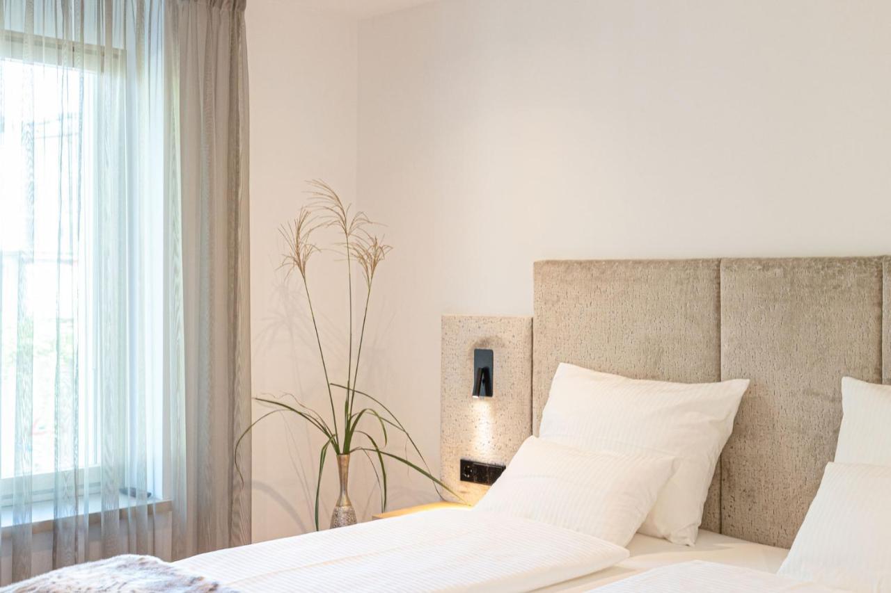 Nice Living Neue- Moderne Apartments Im Herzen Von Brixen - Kostenlose Brixencard - Ideal Fuer Familien, Paare, Geschaeftsreisende Und Allen Urlaubs Hungrigen ภายนอก รูปภาพ